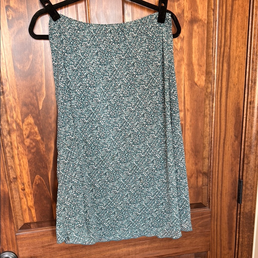 Elegant Blue Patterned Skirt